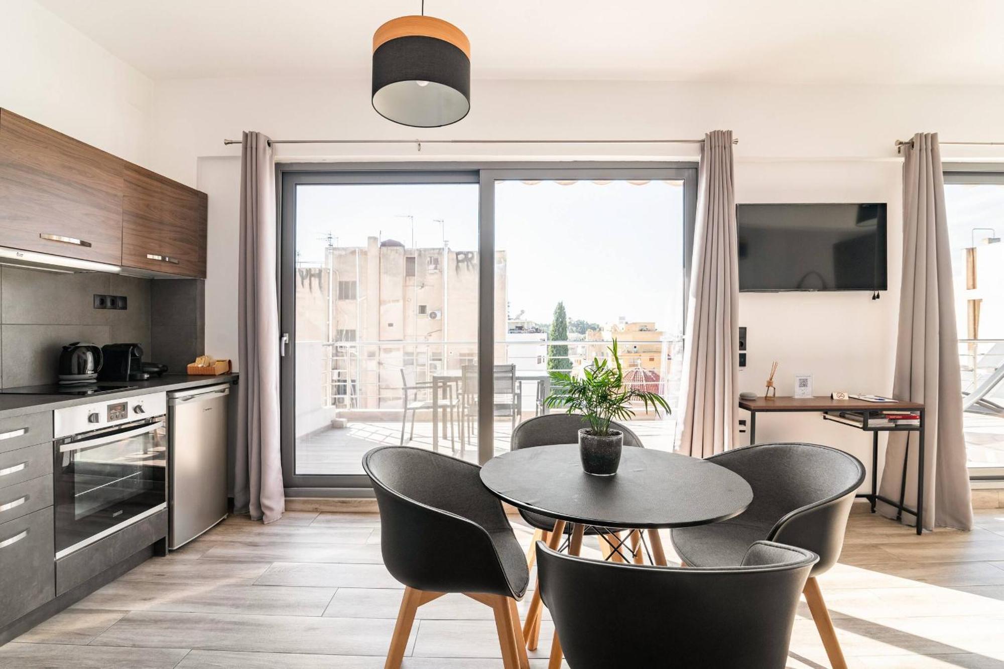 דירות Dreamy Athens Penthouse With Acropolis View מראה חיצוני תמונה